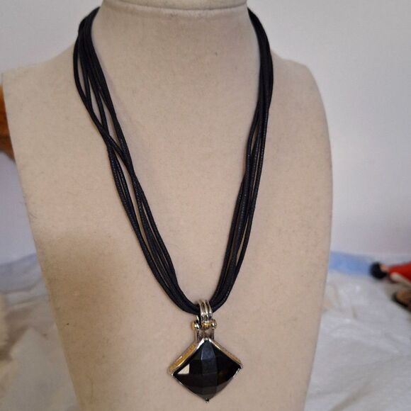 A Park Lane Ladies' Necklace Elegant Evening Black Onyx Two Tone Metal Choker - Picture 2 of 11